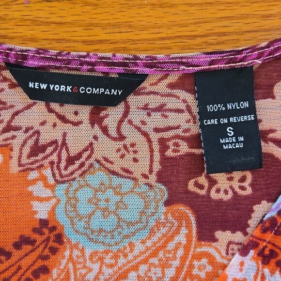 New York & Company Small bohemian lightly beaded top with tie back - Picture 5 of 5